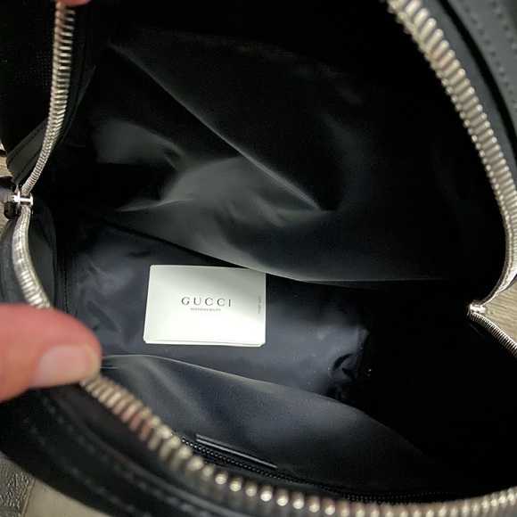 Authentic (proof of authenticity upon request) Unisex Gucci Backpack - Picture 3 of 4